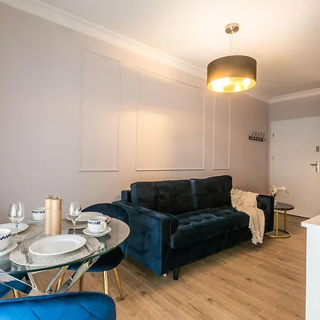 Papillon Apartment *